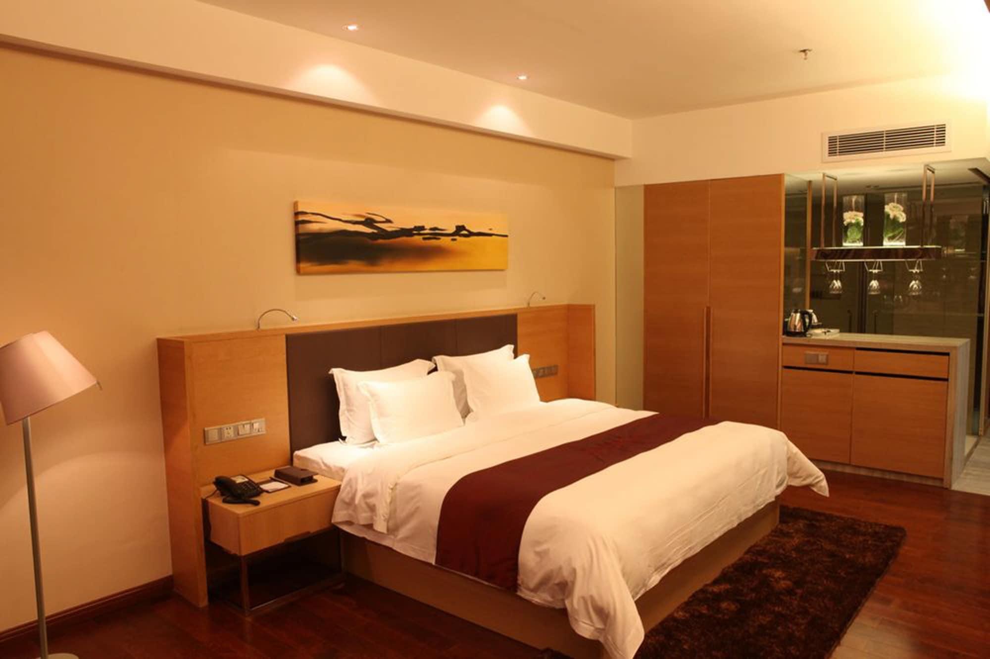 Shenzhen Ramada Plaza, North Railway Station Hotel Exterior foto