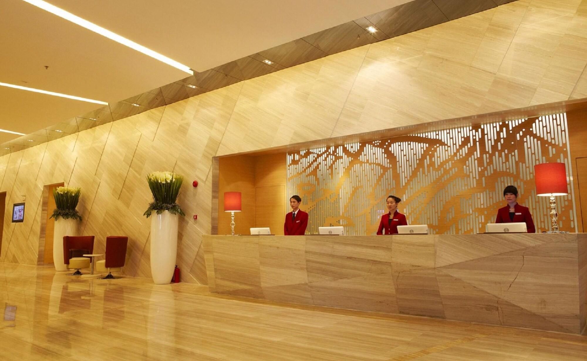 Shenzhen Ramada Plaza, North Railway Station Hotel Exterior foto