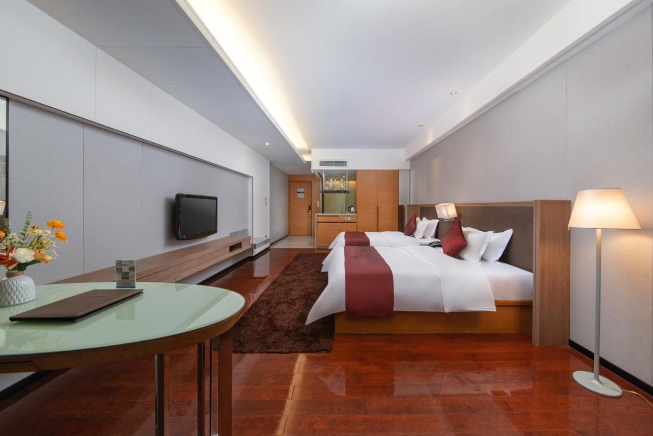 Shenzhen Ramada Plaza, North Railway Station Hotel Exterior foto